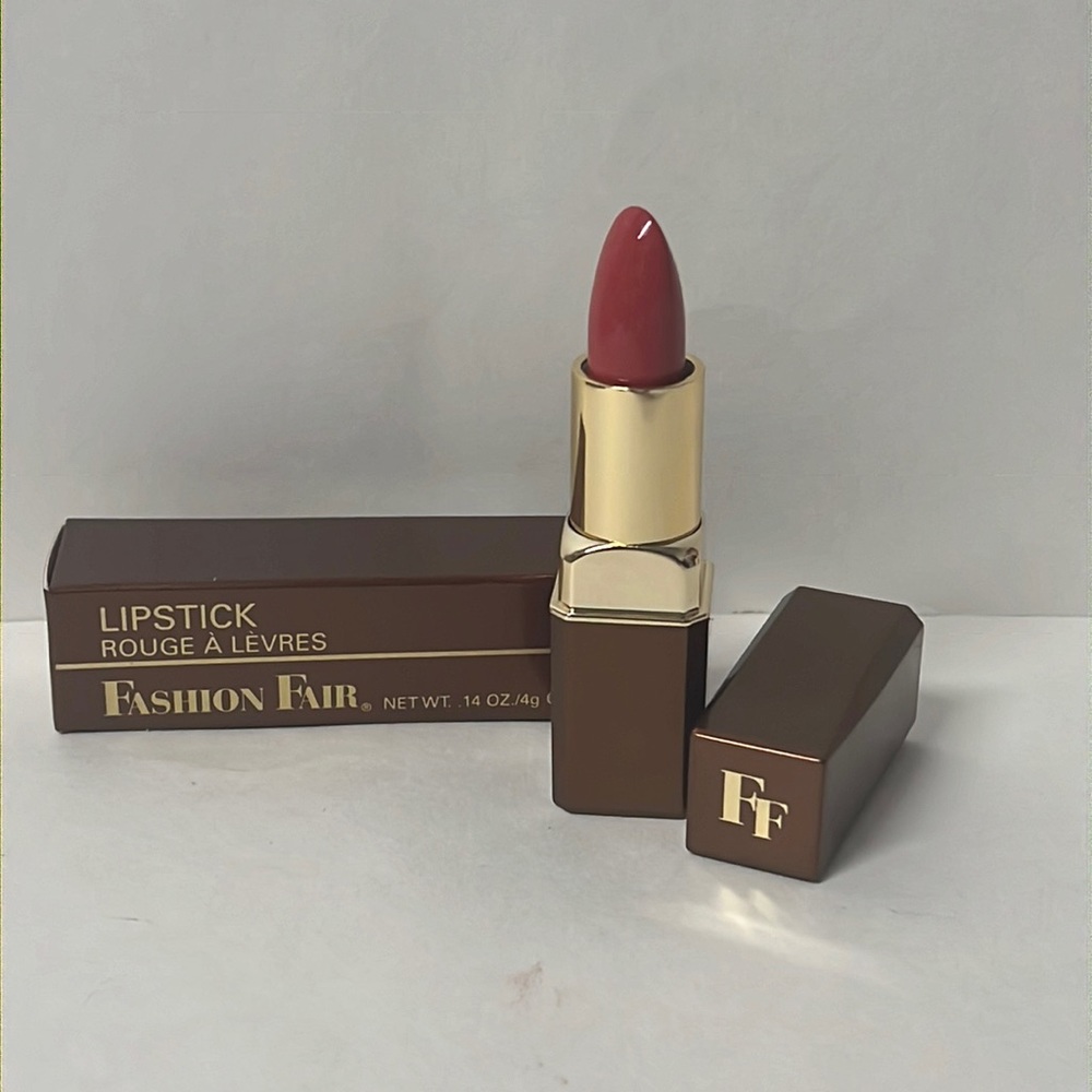 Fashion Fair  Lipstick Rouge a Levres "PRIDE"